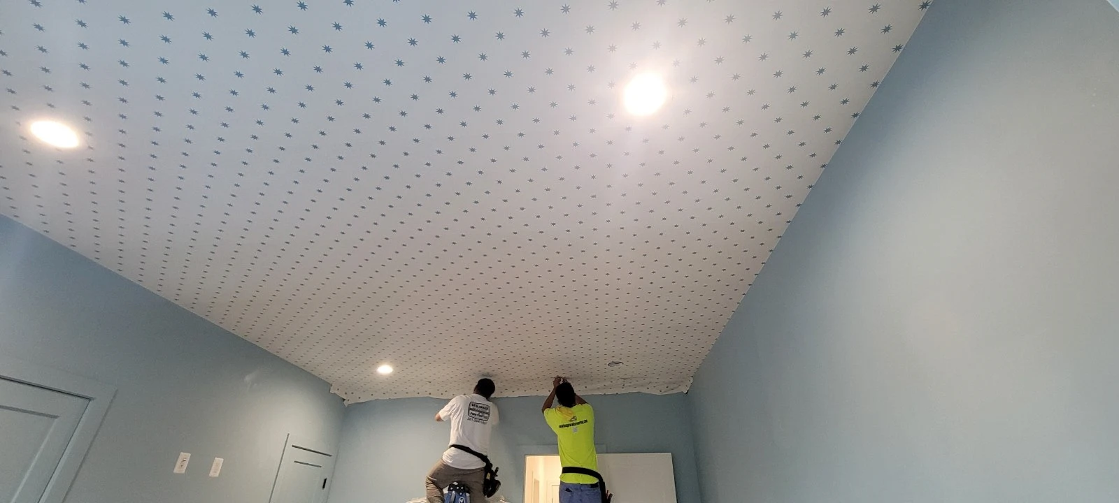 Wallpaper installation in Sammamish