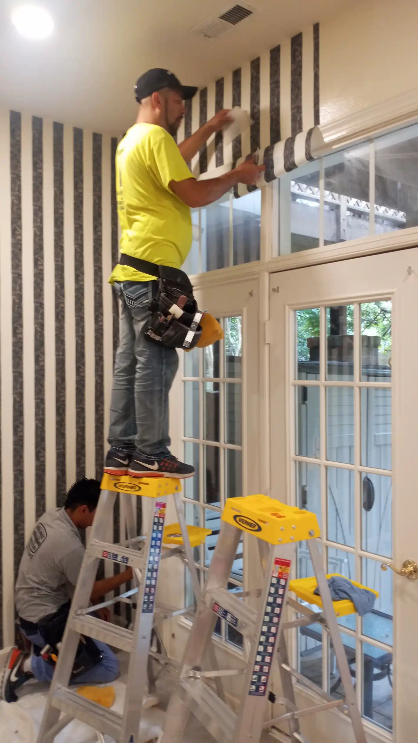 Wallpaper installation in Renton